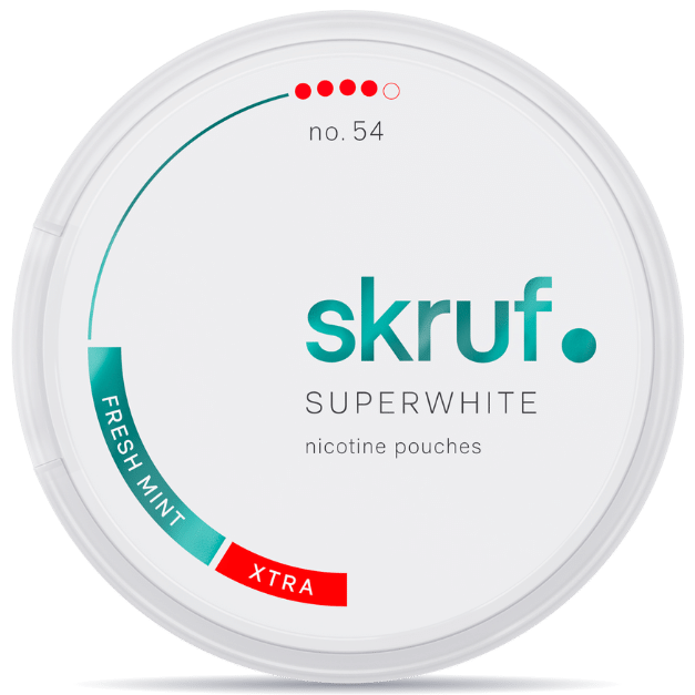 Front view of a can of Skruf Superwhite No.54 Fresh Mint Extra Strong nicotine pouches