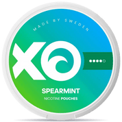 Front view of a can of XO Spearmint 4mg nicotine pouches